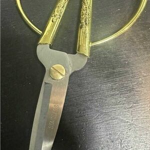 Vintage style Gold and Silver Scissors